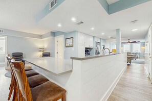 Bar (on property) - Jetty East 221 (Destin)