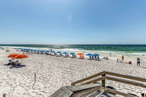 Aan het strand