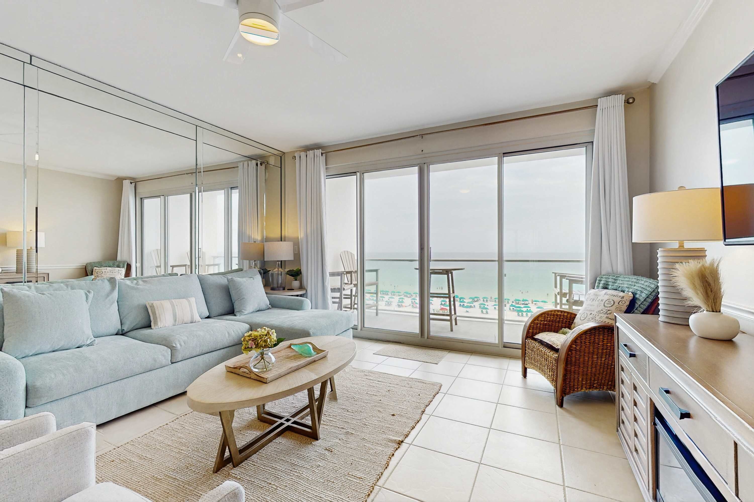 Fernseher, DVD-Player, Arbeitsbereiche