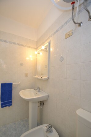 Apartment, 1 Bedroom, Balcony, Ocean View | Bathroom - One-bedroom Apartment With sea View (San Michele al Tagliamento)