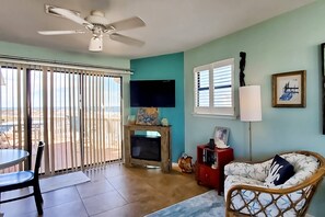 TV, offices - Nautical West 206 (Destin)