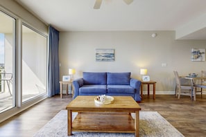 TV, DVD player, offices - Ocean-View Getaway with Two Shared Pools, Gym & Beach Access (Destin)