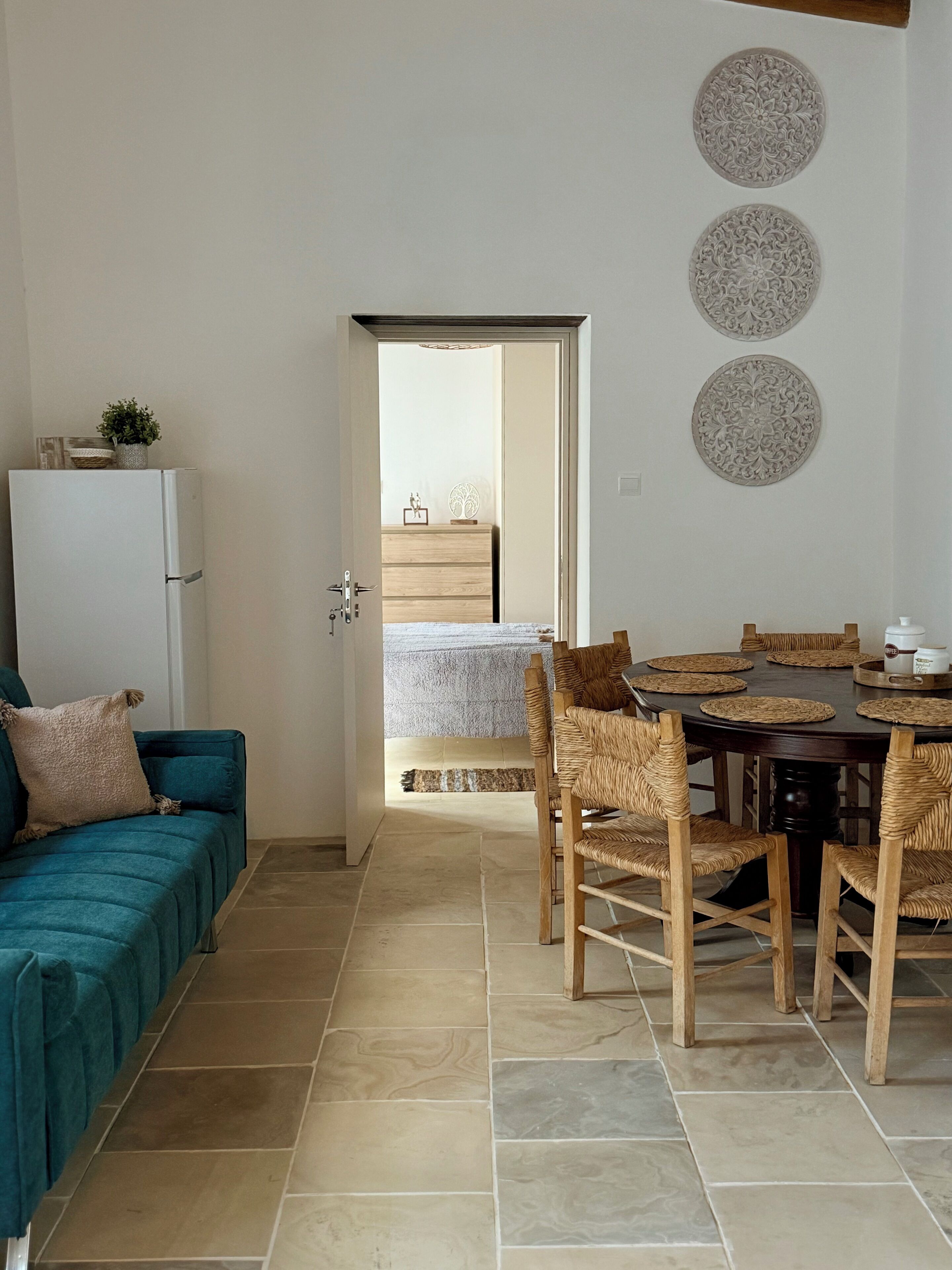 Design Apartment, 2 Bedrooms, Kitchen, Courtyard View | Interior