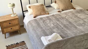 Traditional Apartment, 1 Queen Bed with Sofa bed, Patio, Courtyard View | Laptop workspace, blackout curtains, iron/ironing board, free WiFi