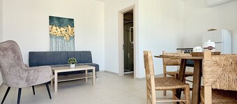 Kiti Traditional Residences