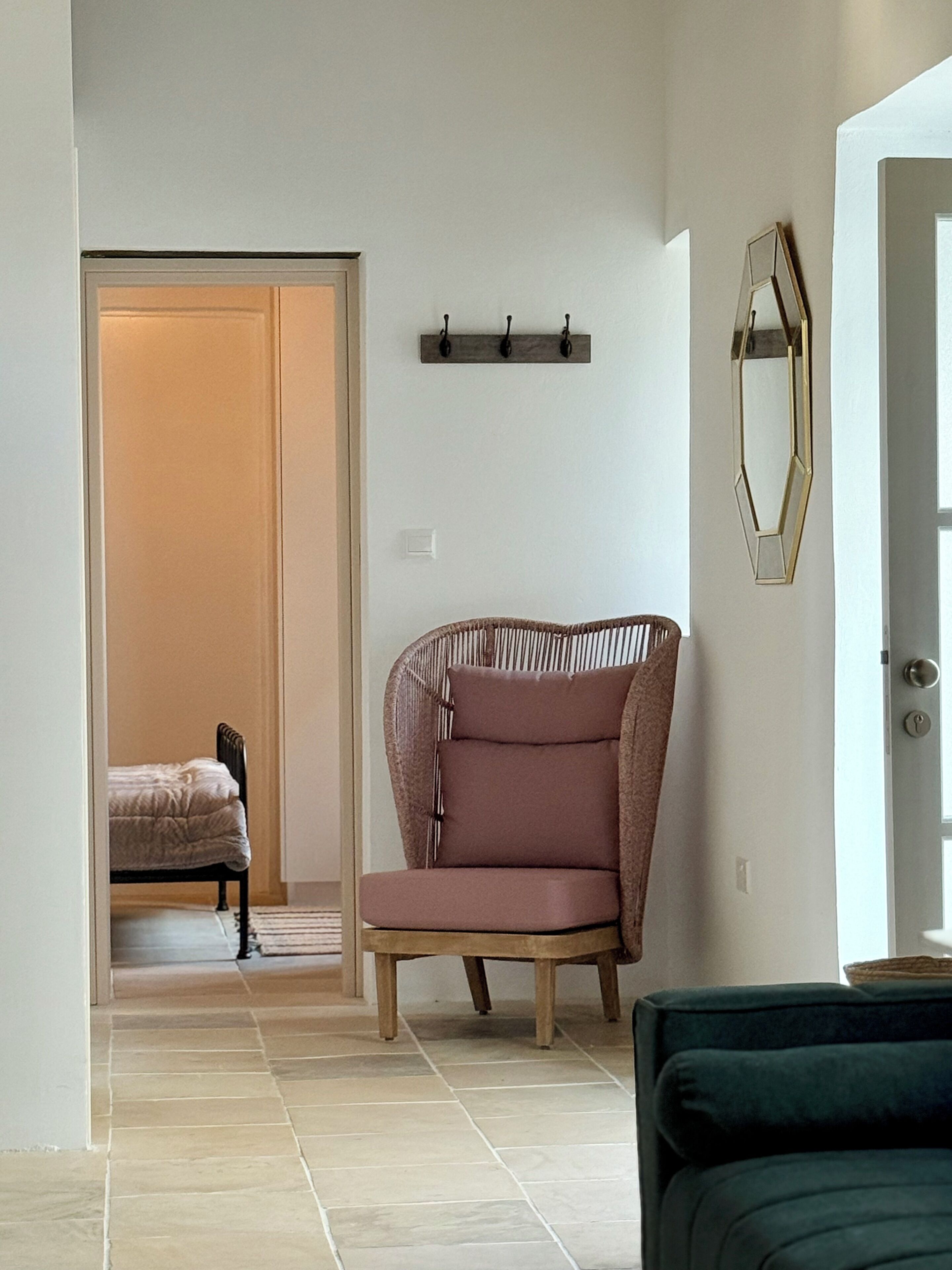 Design Apartment, 2 Bedrooms, Kitchen, Courtyard View | Interior