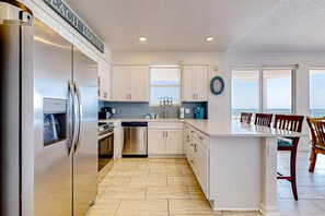 Fridge, microwave, oven, stovetop - Gulf-front 3-bedroom condo with balconies off each bedroom & pickleball (Santa Rosa Beach)