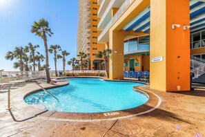 Pool - Superb beach living at lovely waterfront condo with pools, a gym, & hot tub (Panama City Beach)
