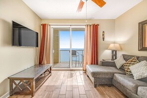 TV, offices - 15th-floor Gulf-front condo with beach view, balcony, heated pool, hot tub & gym (Panama City Beach)