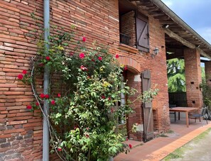 Unclassified image, 5 of 69, button - Nature Escape Near Toulouse – Charming Farm Cottage by the Canal du Midi (Castanet-Tolosan)