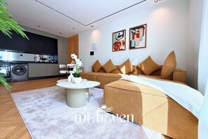 Oklassificerad bild, 4 av 6, knapp