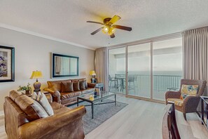 TV, DVD player, offices - Spacious getaway on the Gulf of Mexico with balcony & beach access (Panama City Beach)