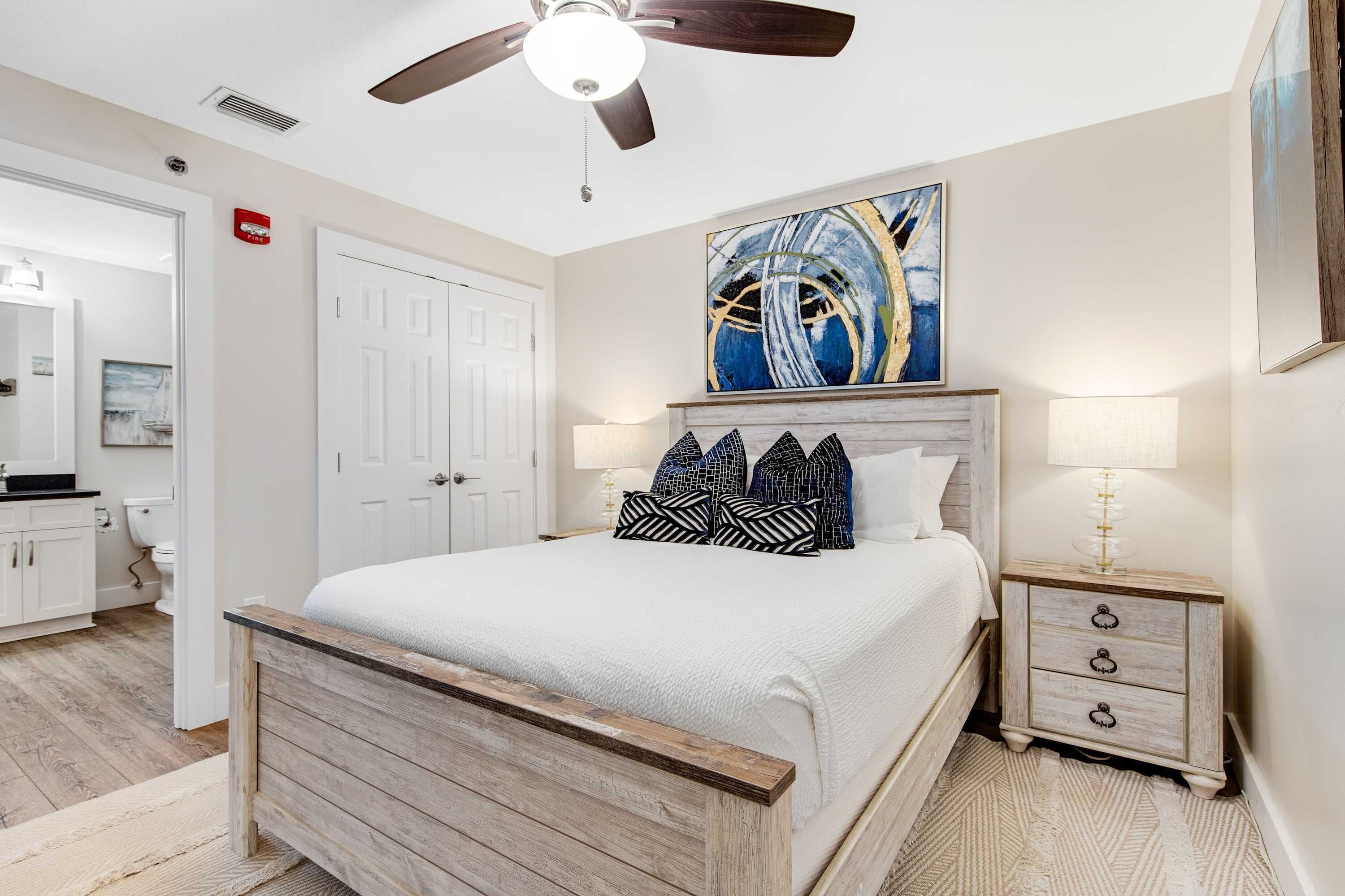 3 habitaciones, tabla de planchar con plancha, wifi y ropa de cama 