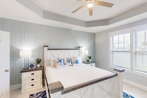3 bedrooms, iron/ironing board, WiFi, bed sheets - Newer, dog-friendly home with hot tub & game room - walk to the beach (Panama City Beach)