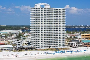 Exterior - Fun beach getaway with beautiful views, pools, hot tub & beach access (Panama City Beach)