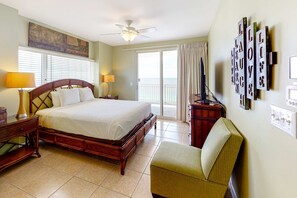 2 bedrooms, iron/ironing board, WiFi, bed sheets - 14th-Floor Gulf front condo with beach views, hot tub/pools/gym (Panama City Beach)