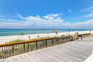 Beach - Beachfront Condo, gorgeous views, shared pool, hot tub, and beach access (Panama City Beach)