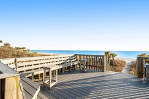 Property grounds - Convenient condo with WiFi, W/D, shared pool, tennis, & bocce, and more (Panama City Beach)