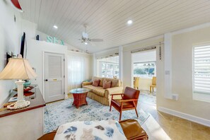 TV, fireplace - Home with pool, central AC, & washer/dryer - walk minutes to beach (Panama City Beach)