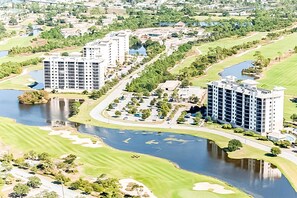Golf - Resort Condo w/ Screened Porch & Shared Pools, Hot Tubs, Gym, Beach Club, Golf (Perdido Key)