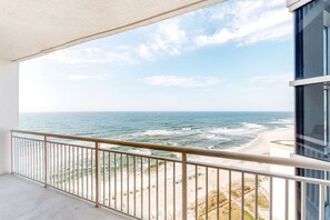 Property grounds - 15th-floor charming, open condo, amazing views (Perdido Key)