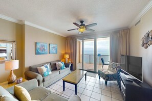 TV, DVD player, offices - Gulf-view condo with direct beach access, pools, hot tub, & gym (Panama City Beach)