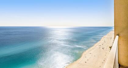 Stunning Gulf front condo w/shared pools, hot tub, Roman spa, sauna, & game room