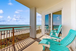 Property grounds - Gulf-front condo with bicycles, lazy river & pickleball (Seacrest)