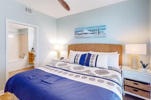1 bedroom, iron/ironing board, WiFi, bed sheets - Gulf-view escape near the beach with pool, hot tub, balcony & w/d (Panama City Beach)