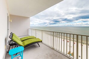 Property grounds - Inviting Gulf-front condo In Perdido Key with waterfront pool/hot tub and oceanfront balcony (Perdido Key)