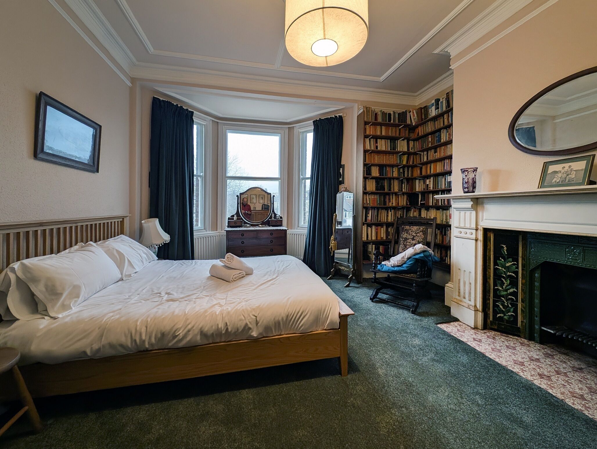 4 quartos, ferros/tábuas de passar roupa, Wi-Fi de cortesia