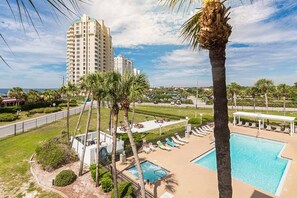 Pool - Grand Caribbean condo with pool & hot tub - close to beaches (Perdido Key)