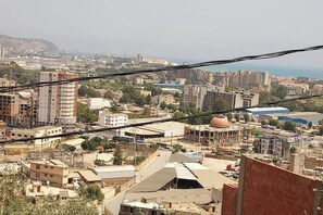 星評価なしの画像、2 / 28、ボタン