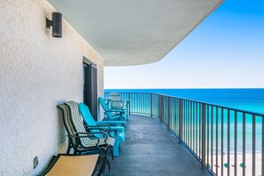 Property grounds - Gulf views from your private balcony - condo with pool , hot tub & beach access (Panama City Beach)