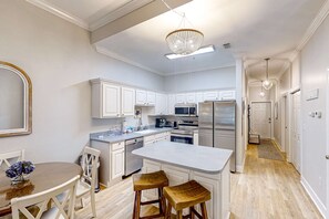Fridge, microwave, oven, stovetop - 4th-floor condo near the beach with balcony, outdoor pool, elevator, W/D, & AC (Santa Rosa Beach)