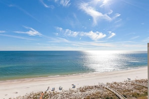 On the beach - Gulf-front condo with pools, hot tub, beach access & views (Perdido Key)
