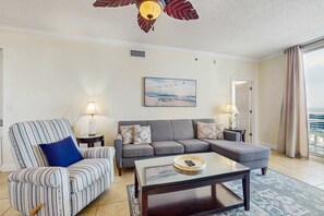 TV, DVD player, offices - Gulf-front snowbird-friendly condo with pools, tennis, hot tub, balcony, gym, AC (Perdido Key)