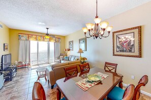 Interior - Inviting Gulf-front condo In Perdido Key with waterfront pool/hot tub and oceanfront balcony (Perdido Key)