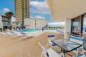 Pool - Charming, dog-friendly condo with a pool, tennis, beach access, & washer/dryer (Panama City Beach)