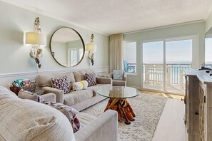 TV, DVD player, offices - Updated beachfront condo with beach setup & quick drive to entertainment (Fort Walton Beach)