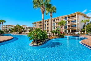 Pool - Conveniently located Gulf condo with spacious layout, pool & pickleball (Seacrest)