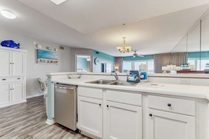 Fridge, microwave, oven, stovetop - Second floor oceanfront condo with ocean view, balcony, central AC, & pool access (Fort Walton Beach)
