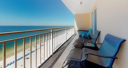 Beachfront condo with pool, fitness center & grills