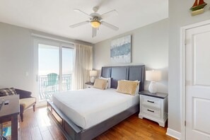 2 bedrooms, iron/ironing board, WiFi - Beautiful Gulf-front condo with resort pool & hot tub - right on the beach (Panama City Beach)