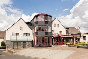 Unclassified image, 4 of 10, button - Landhotel Wolf-Mertes (Sessenbach)