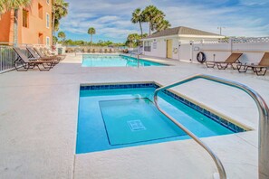Pool - Charming, Coastal Getaway with a Private Balcony - Short Drive to Dining (Miramar Beach)