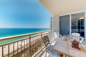 Outdoor dining - Gulf-view condo with amazing views, private balcony, pool & hot tub (Perdido Key)