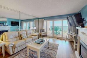 TV, offices - Gorgeous Oceanfront condo with washer/dryer, Gulf-front balcony & pool/hot tub (Perdido Key)