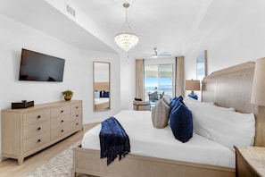 2 bedrooms, iron/ironing board, WiFi, bed sheets - Dune it Right -Completely Updated with beach access, pool, hot tub, tennis, pickleball & gym (Santa Rosa Beach)