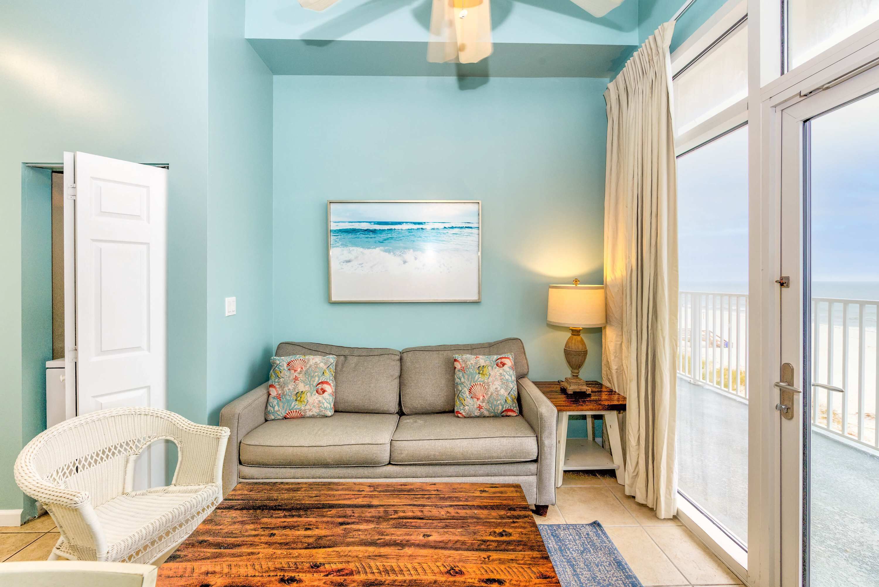 TV, DVD player, offices